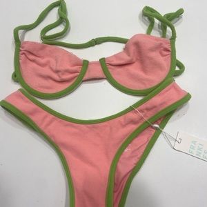 Brand New frankie’s Bikinis set